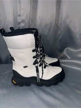 Ugg Adirondack Meridian Boots